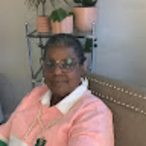 Meet your Posher, Alecia